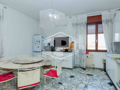 Saonara - Appartamento  con laboratorio