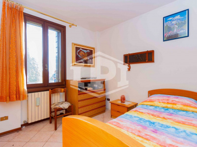 Casa singola + terreno agricolo a Ponte San Nicolo'