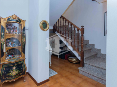 Stra - porzione di bifamiliare con giadino