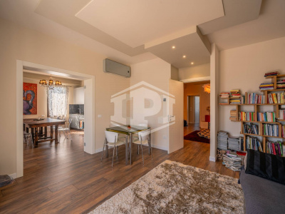 Colli Euganei -Villa Storica con B&B, dependance, rustico indipendente