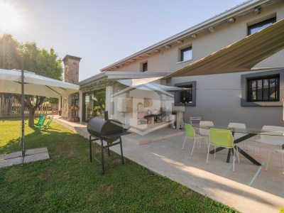 Colli Euganei -Villa Storica con B&B, dependance, rustico indipendente