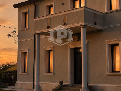 Colli Euganei -Villa Storica con B&B, dependance, rustico indipendente