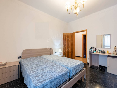 Appartamento, Via Finale, Genova (GE)