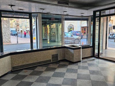 Locale commerciale, Via Vittorio Emanuele II, Bordighera (IM)