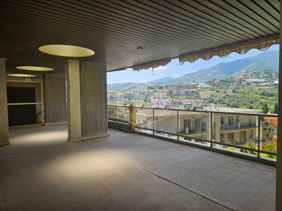 Appartamento, Corso  degli Inglesi, Sanremo (IM)