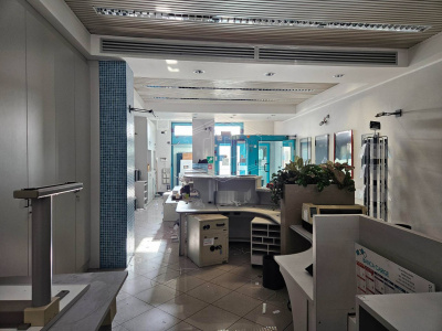 Locale commerciale, Corso Villaregia, Riva Ligure (IM)