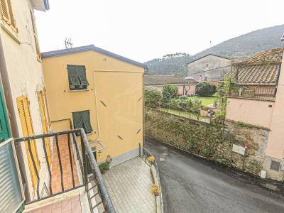 Casa singola, Via Cavour, Ameglia (SP)