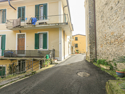 Casa singola, Via Cavour, Ameglia (SP)