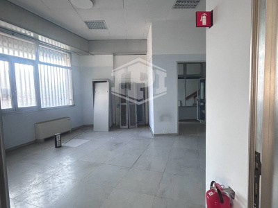 Locale commerciale, Piazza Maestri dell'Artigianato, Savona, SV