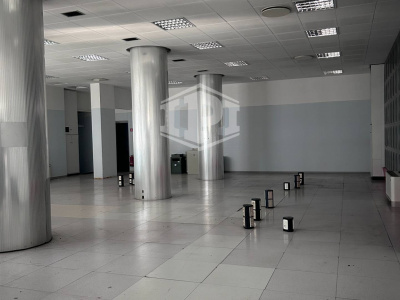 Locale commerciale, Piazza Maestri dell'Artigianato, Savona, SV