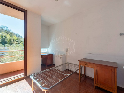 Complesso immobiliare, Via Miramare, Leivi (GE)