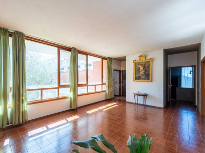 Complesso immobiliare, Via Miramare, Leivi (GE)