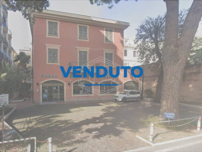 Stabile, Via Aurelia, Spotorno (SV)