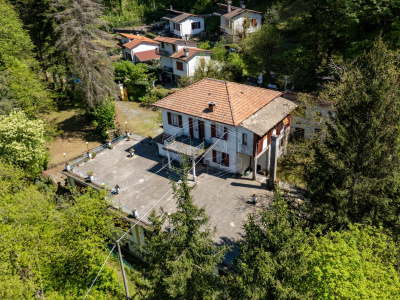 Villa, Località Temossi Bertigaro, Borzonasca (GE)