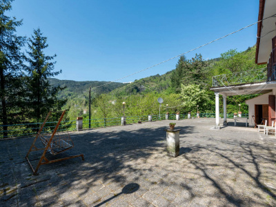 Villa, Località Temossi Bertigaro, Borzonasca (GE)