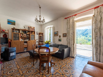 Villa, Località Temossi Bertigaro, Borzonasca (GE)