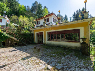 Villa, Località Temossi Bertigaro, Borzonasca (GE)