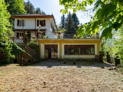 Villa, Località Temossi Bertigaro, Borzonasca (GE)