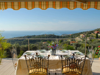 Villa indipendente, Via alla Croce, Varazze (SV)