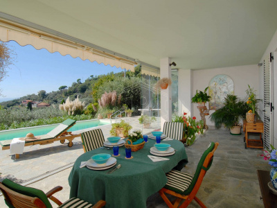 Villa indipendente, Via alla Croce, Varazze (SV)
