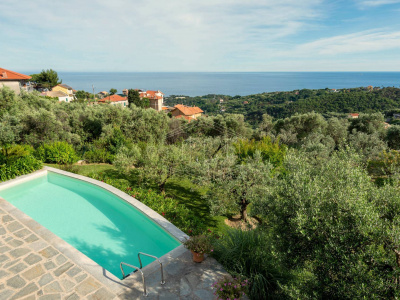 Villa indipendente, Via alla Croce, Varazze (SV)