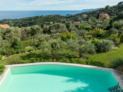 Villa indipendente, Via alla Croce, Varazze (SV)