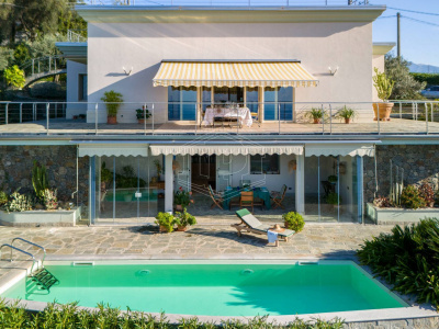 Villa indipendente, Via alla Croce, Varazze (SV)