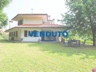 Villa indipendente, Via dell'Amore, Voltaggio (AL)