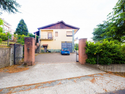Appartamento, Via Martiri della Benedicta, Casaleggio Boiro (AL)