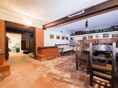 Villa, Salita alla Chiesa di Fegino, Genova, GE