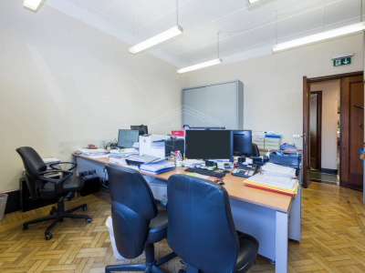 Ufficio, Piazza della Vittoria, Genova (GE)