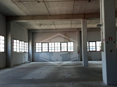 Capannone industriale, Via Romairone, Genova GE