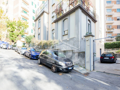 Villa, Via Montegrappa, Savona, SV