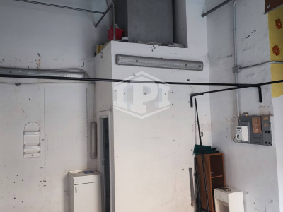 Negozio, Via Cesare Battisti, Genova, GE