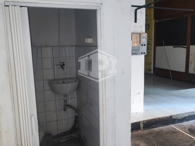 Negozio, Via Cesare Battisti, Genova, GE