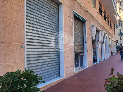 Negozio, Via Cesare Battisti, Genova, GE