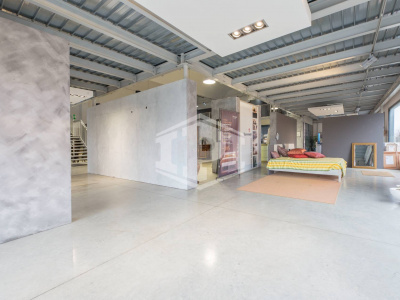 Capannone  e locale commerciale, Strada Serravalle, Novi Ligure (AL)