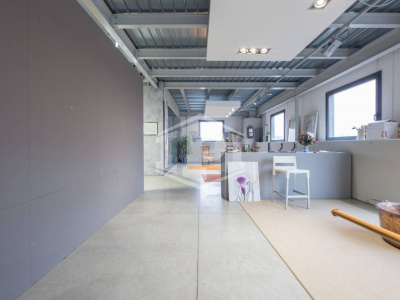 Capannone  e locale commerciale, Strada Serravalle, Novi Ligure (AL)