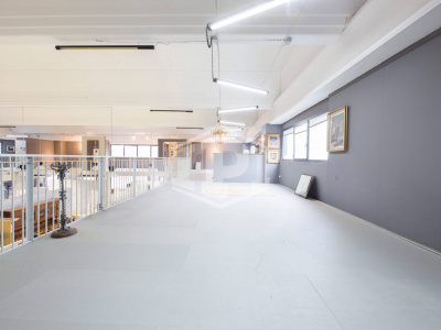 Capannone  e locale commerciale, Strada Serravalle, Novi Ligure (AL)