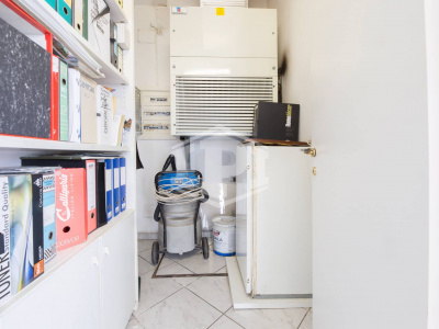 Capannone  e locale commerciale, Strada Serravalle, Novi Ligure (AL)