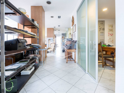 Capannone  e locale commerciale, Strada Serravalle, Novi Ligure (AL)