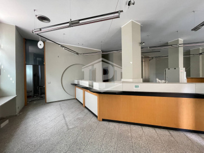 Locale commerciale, Via Corridoni, Savona (SV)