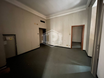 Locale commerciale, Via Corridoni, Savona (SV)