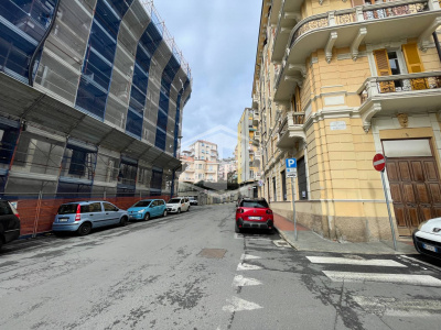 Locale commerciale, Via Corridoni, Savona (SV)