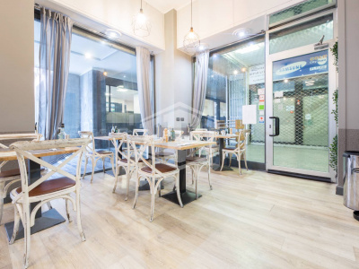 Locale commerciale, Largo XII Ottobre, Genova, Ge