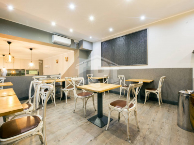 Locale commerciale, Largo XII Ottobre, Genova, Ge