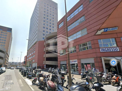 Posti auto, Via Di Francia, Genova, GE