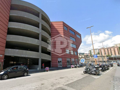 Posti auto, Via Di Francia, Genova, GE
