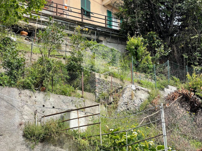 Terreno, Via Sibona, Genova, GE