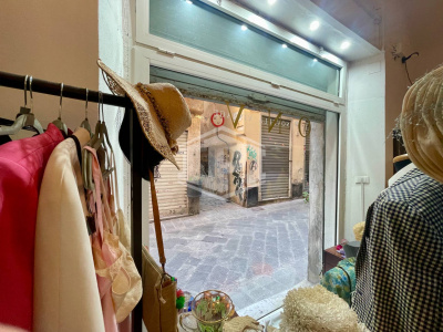 Locale commerciale, Via della Maddalena, Genova, GE